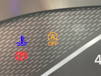 アイドリングストップが点滅した時は・・・